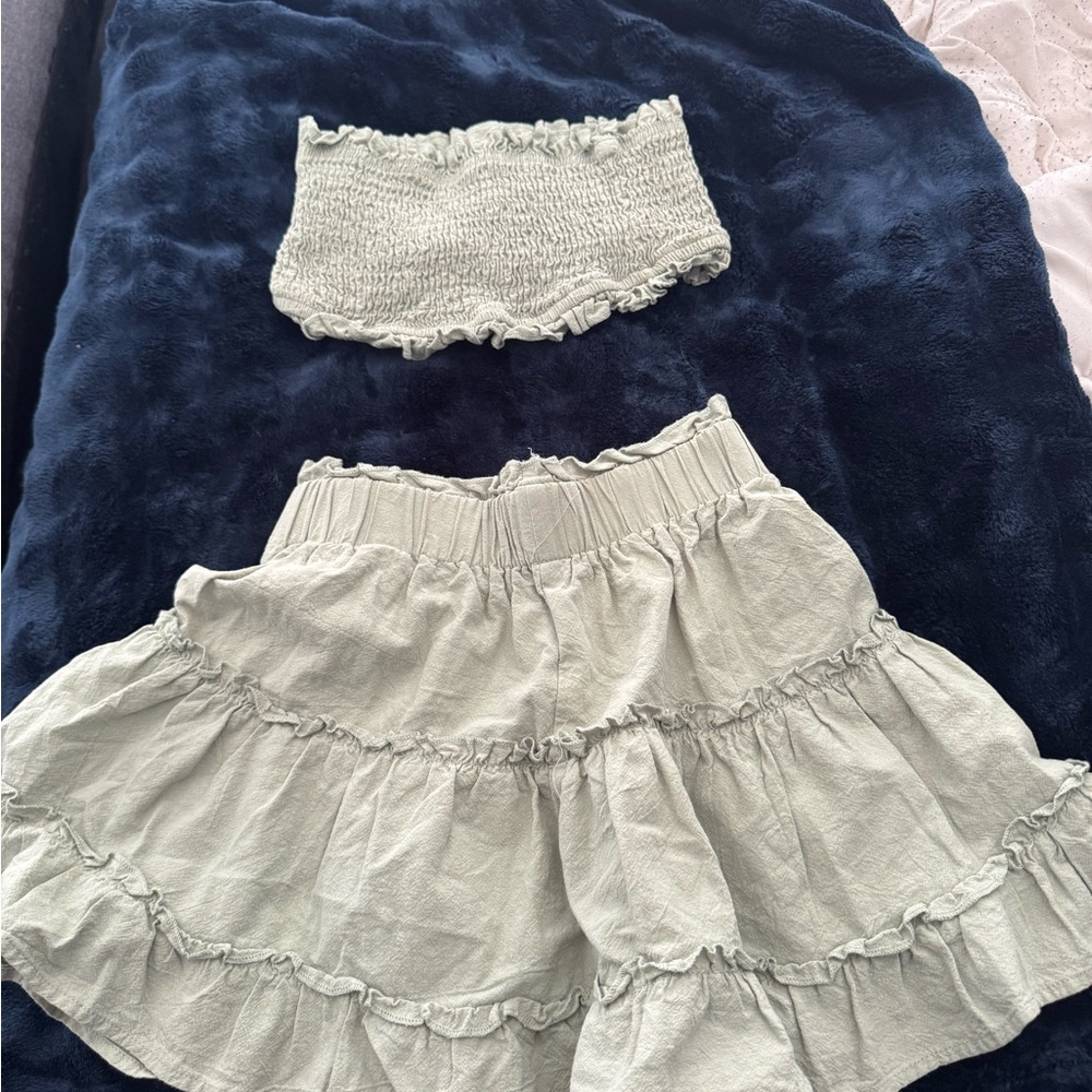 SHEIN Beige Ruffled Skirt Set - Picture 4 of 5